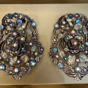 Vintage Musi Floral Shoe Clip Set with Multicolor Gems